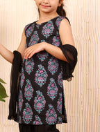 Noorie Suit Set