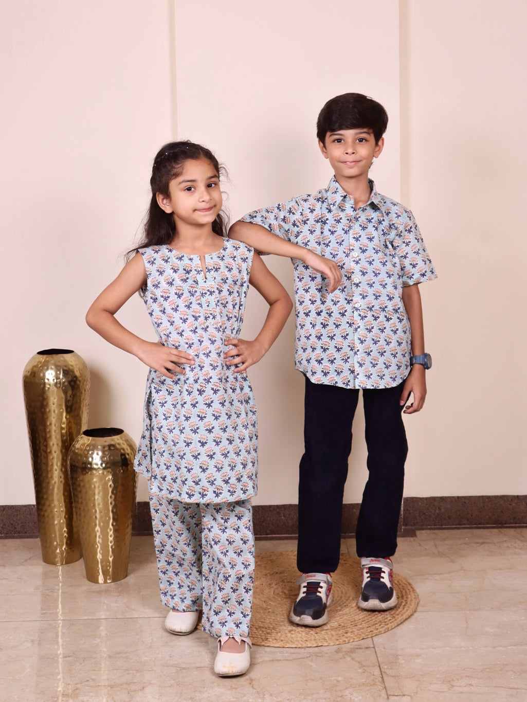 Abeer twining set