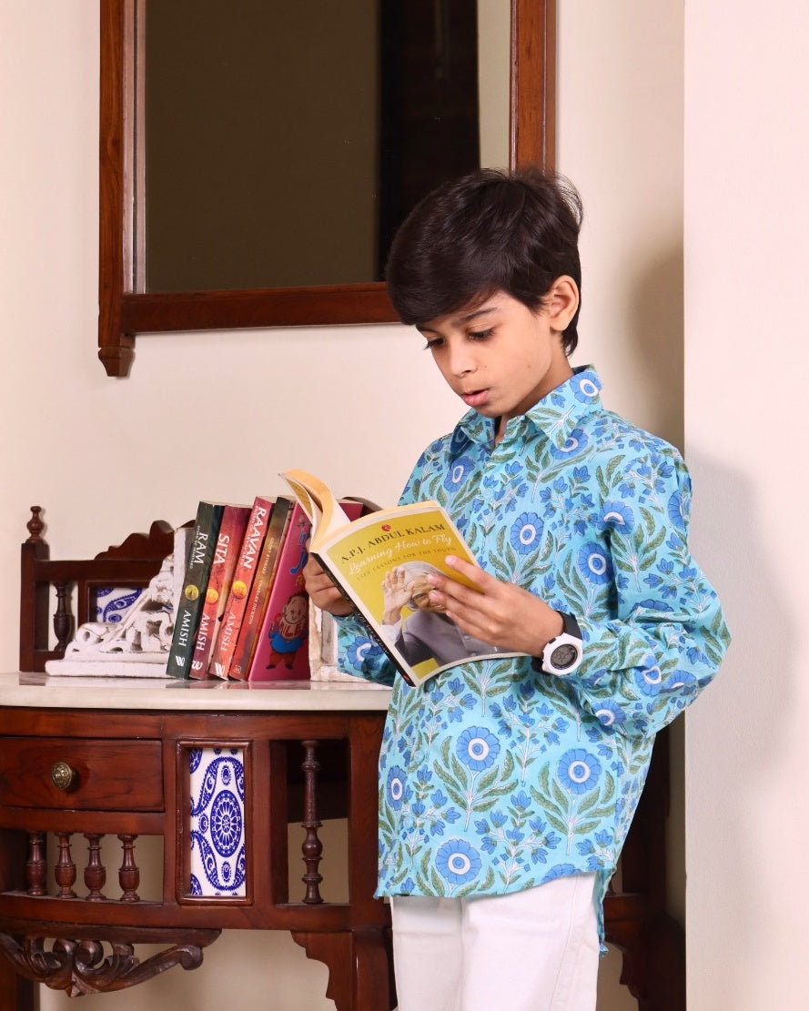 Blue-bell Twining Set