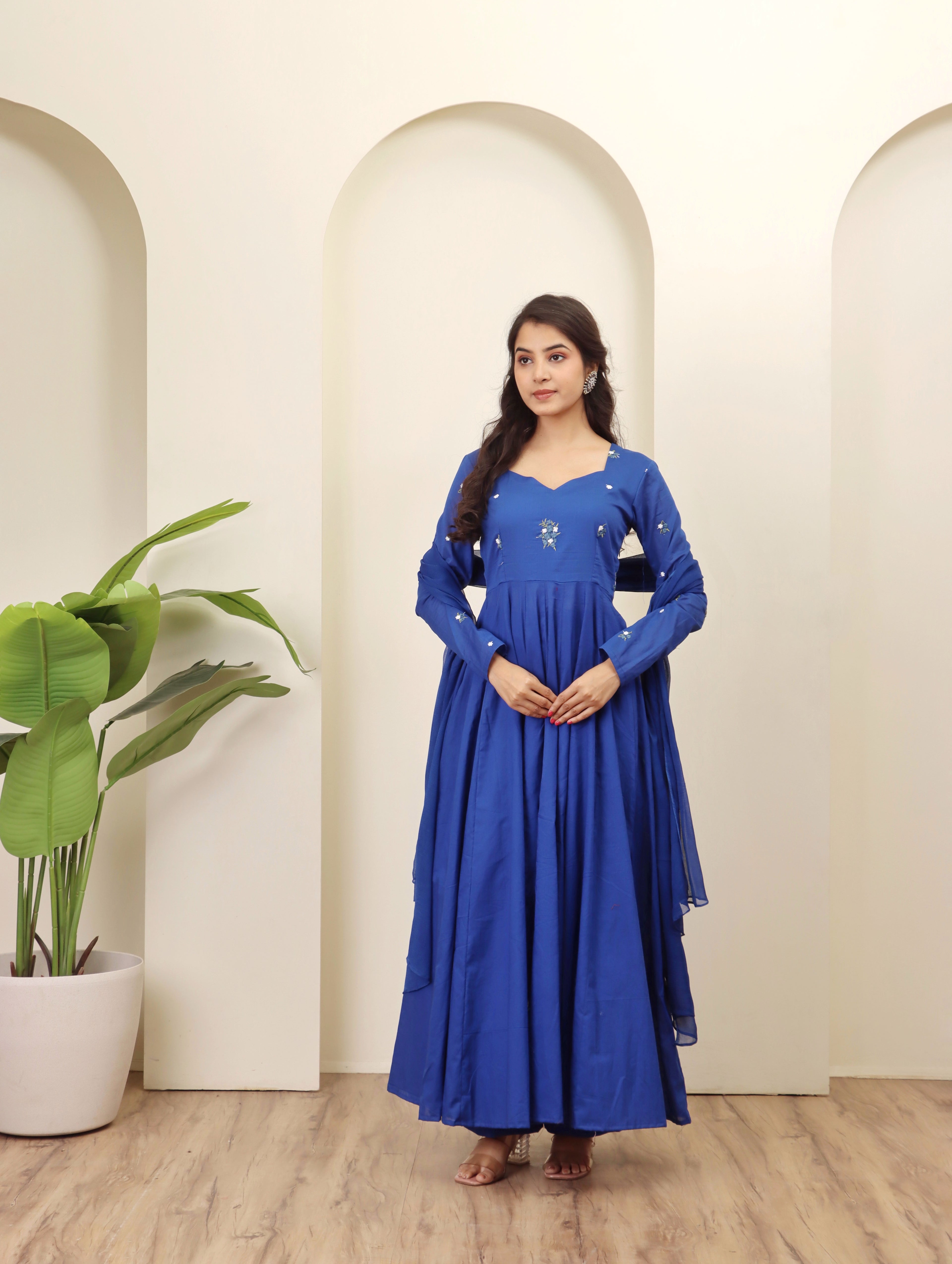 Nia Anarkali Suit Set