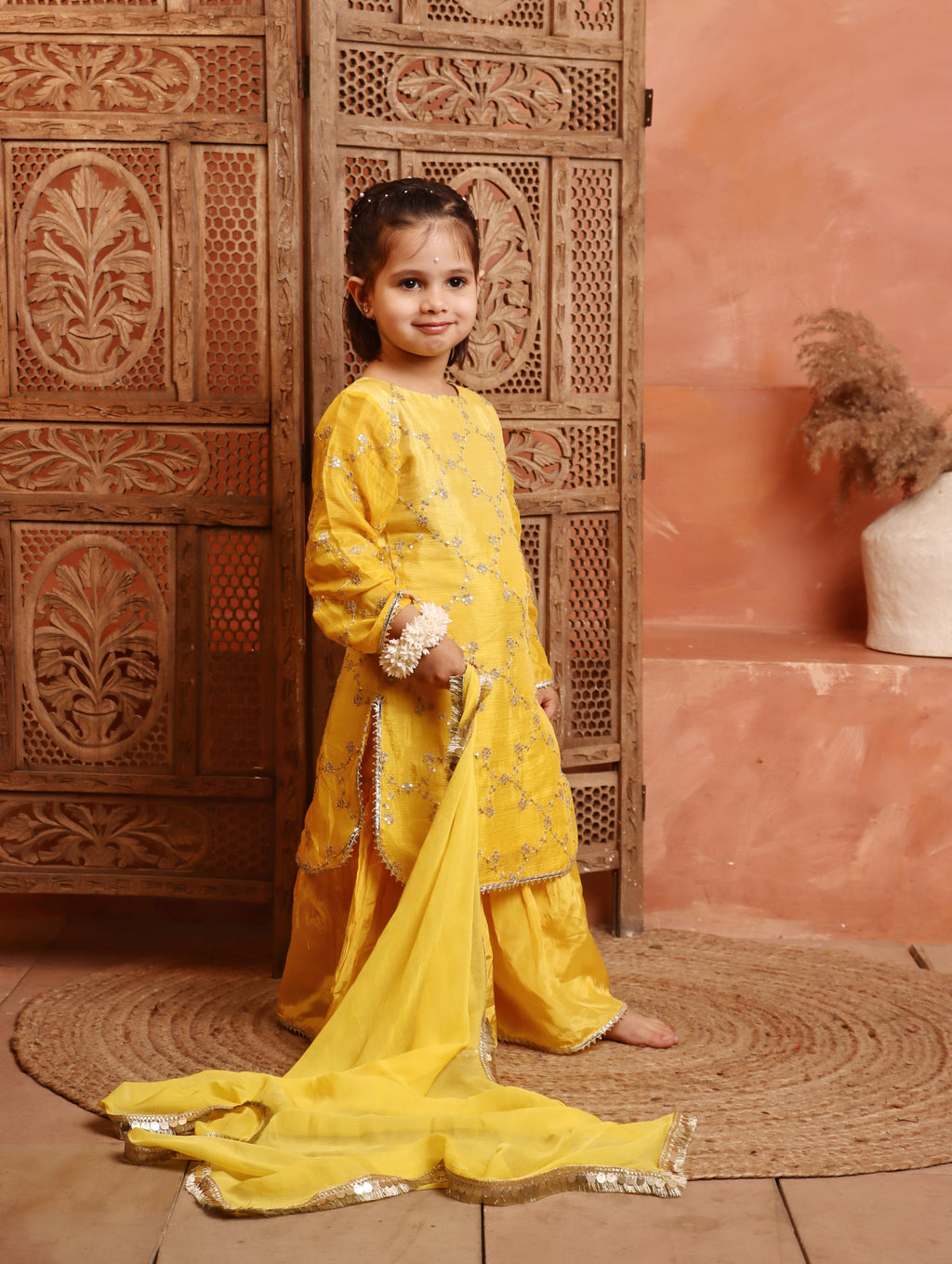 Sunehri Noor Sharara Set